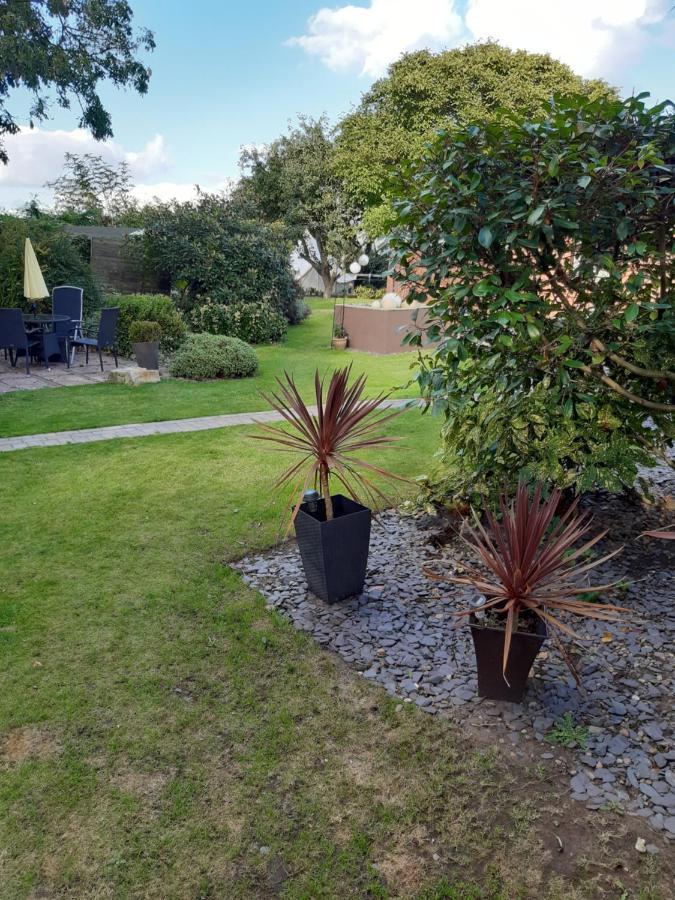 The White Dove Bed And Breakfast With Glamping Newark Showground Экстерьер фото